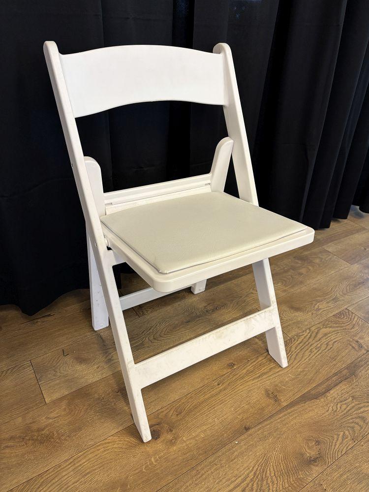 200 White Resin Padded Folding Chairs — Palmer Snyder (Vancouver, WA)
