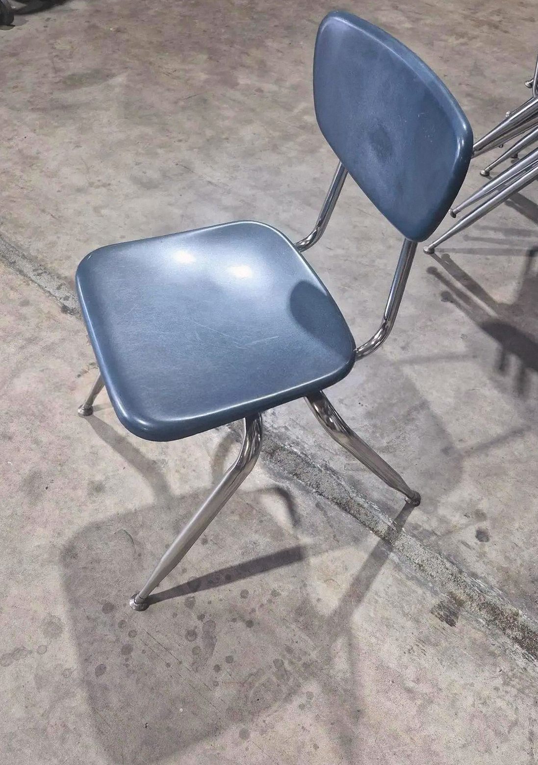 Plastic Student Chairs - Chrome Legs — photo 2