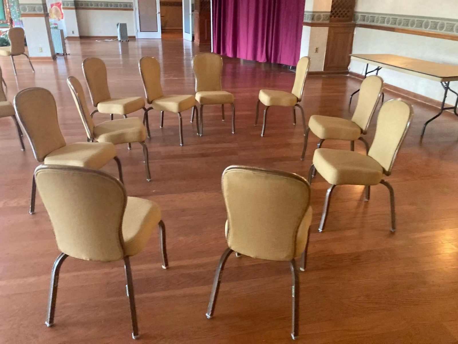 Navy & Gold Banquet Chairs — photo 10
