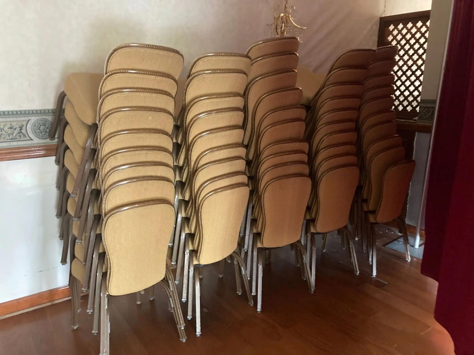 Navy & Gold Banquet Chairs — photo 13